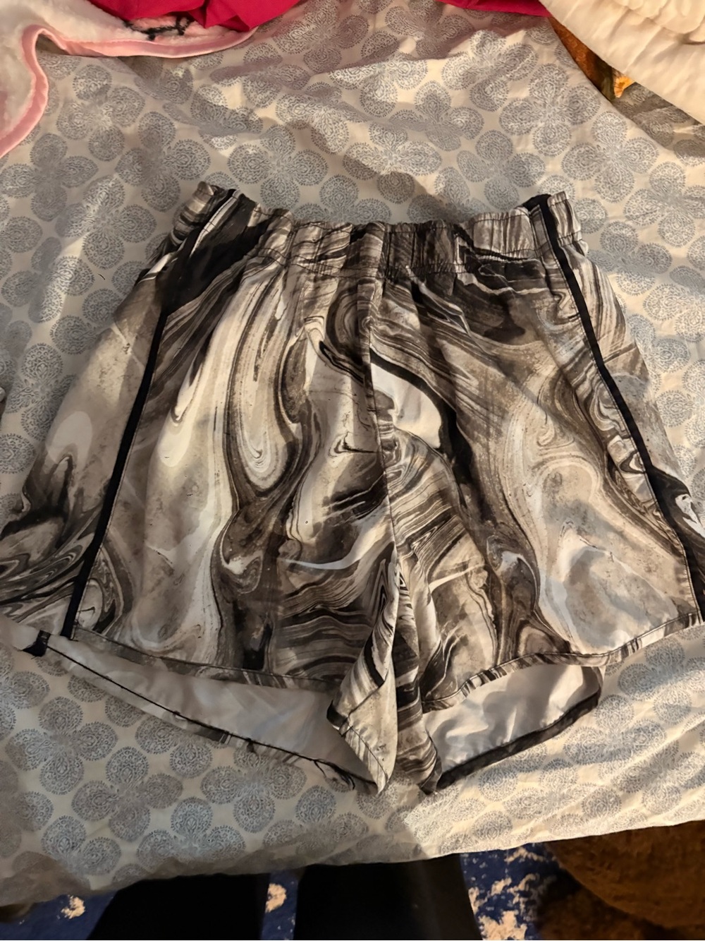 Xersion Black & White Marbled Athletic Shorts